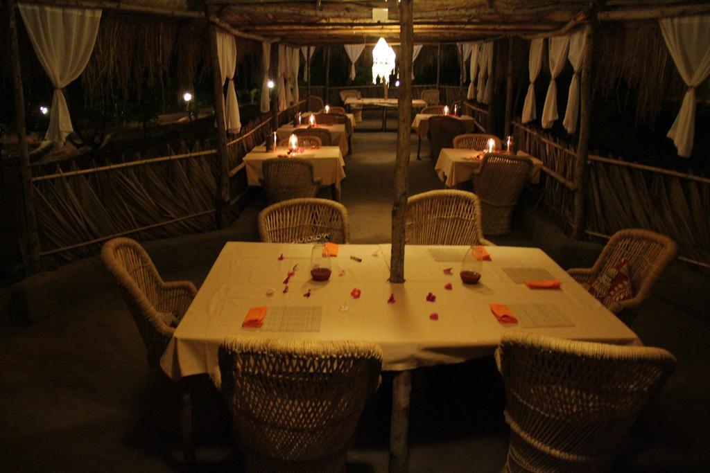 Hotel Banyan Tree Yoga à Mandrem Extérieur photo