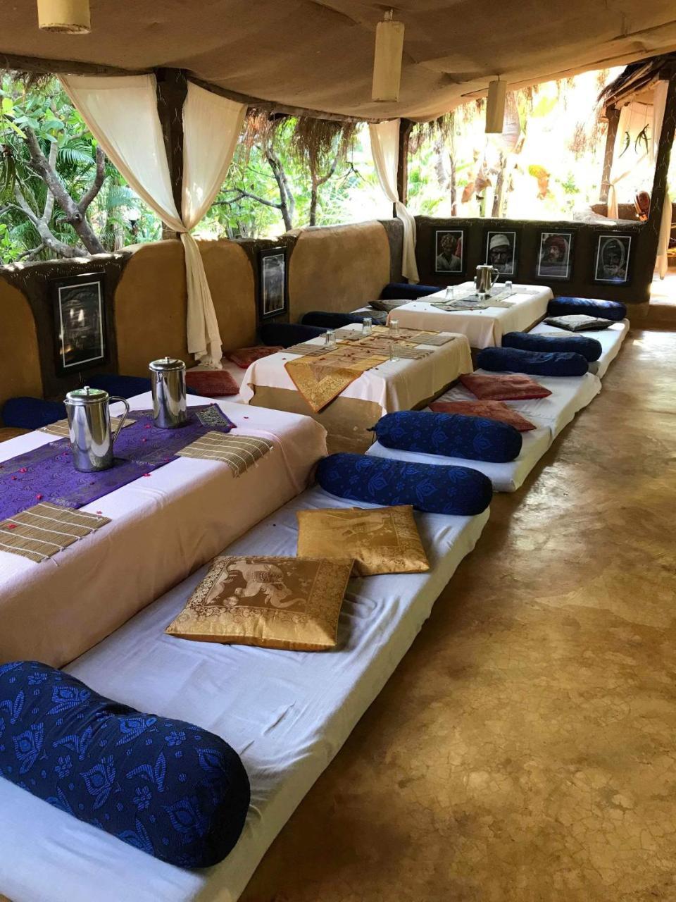 Hotel Banyan Tree Yoga à Mandrem Extérieur photo