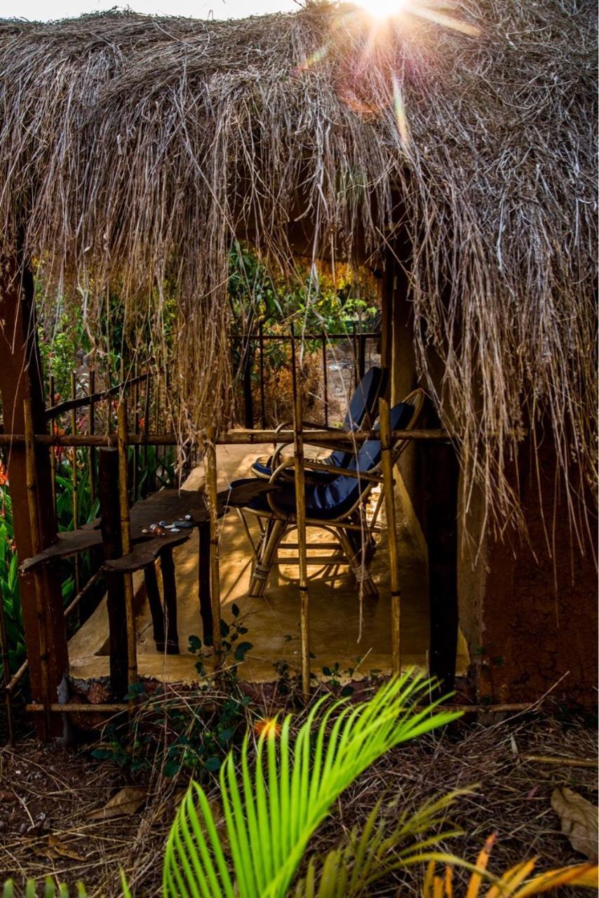Hotel Banyan Tree Yoga à Mandrem Extérieur photo